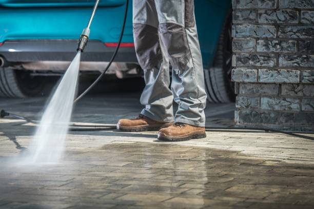 Best Sign and Awning Cleaning  in Meadowlakes, TX